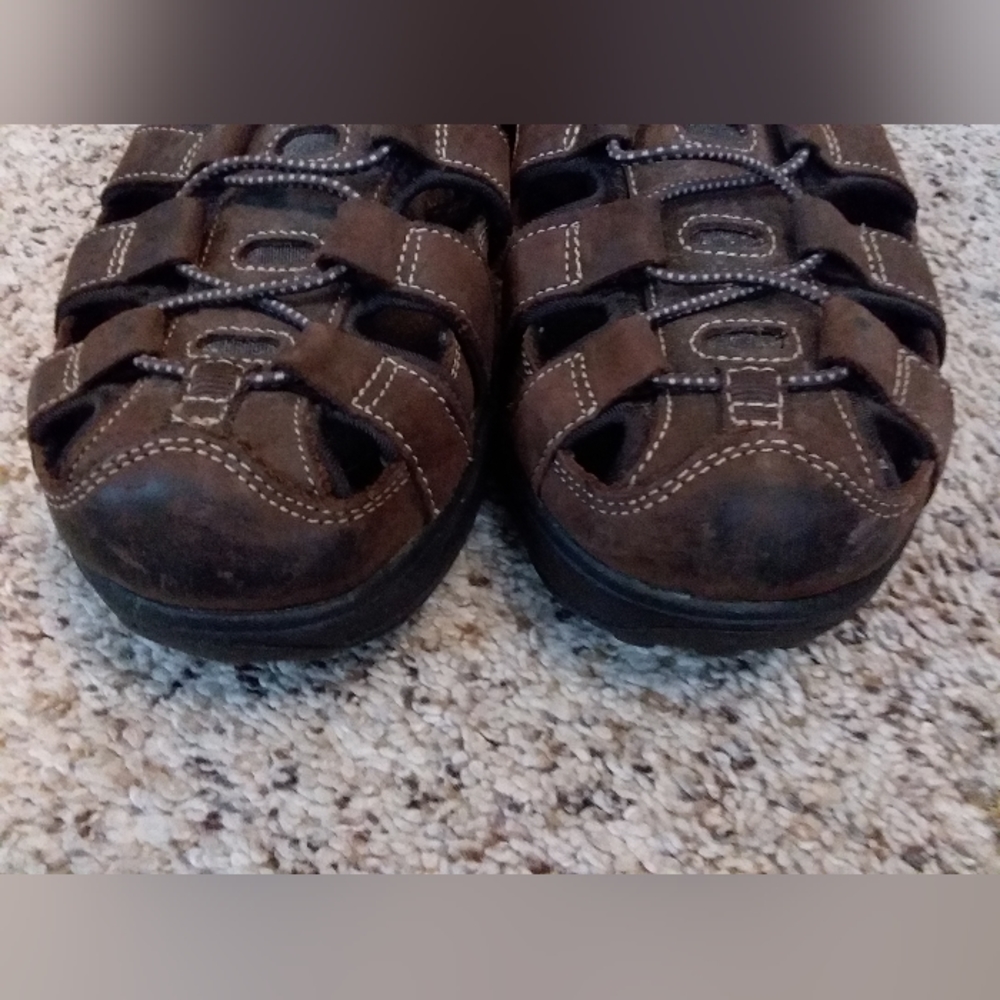 Skechers Shape-ups 8.5 - Picture 3 of 7